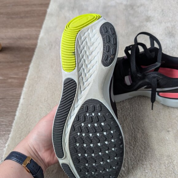 Nike Women's React Miler running shoes, Black Sunset Pulse, size 8.5 - Picture 7 of 9